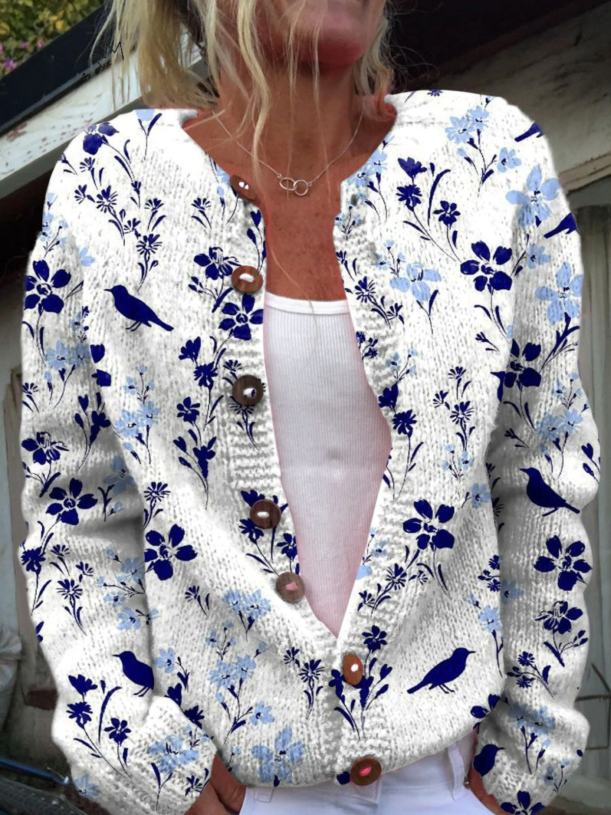 Loretta | Cardigan Vintage con Bottoni e Fantasia Floreale