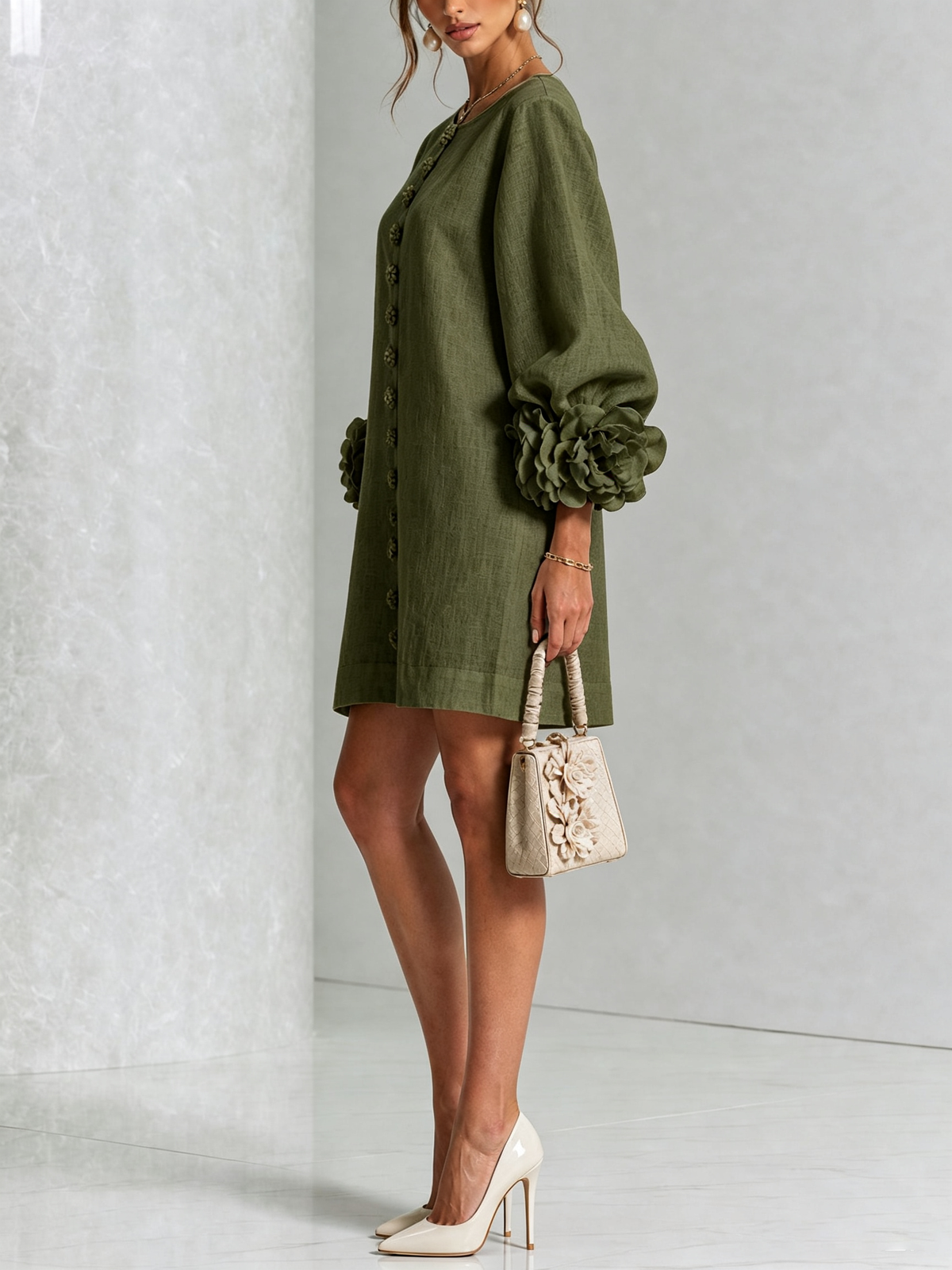 Ana - Vestito corto con polsini floreali