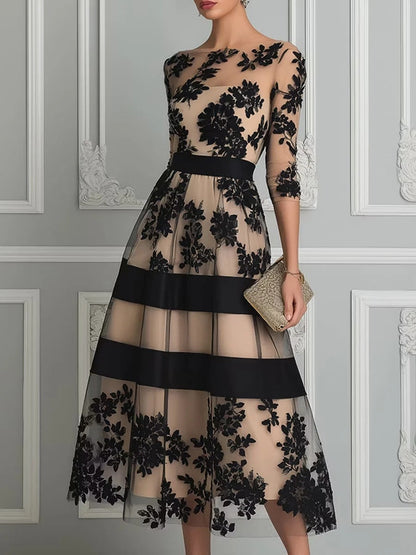 Claudia - Elegante abito in pizzo floreale
