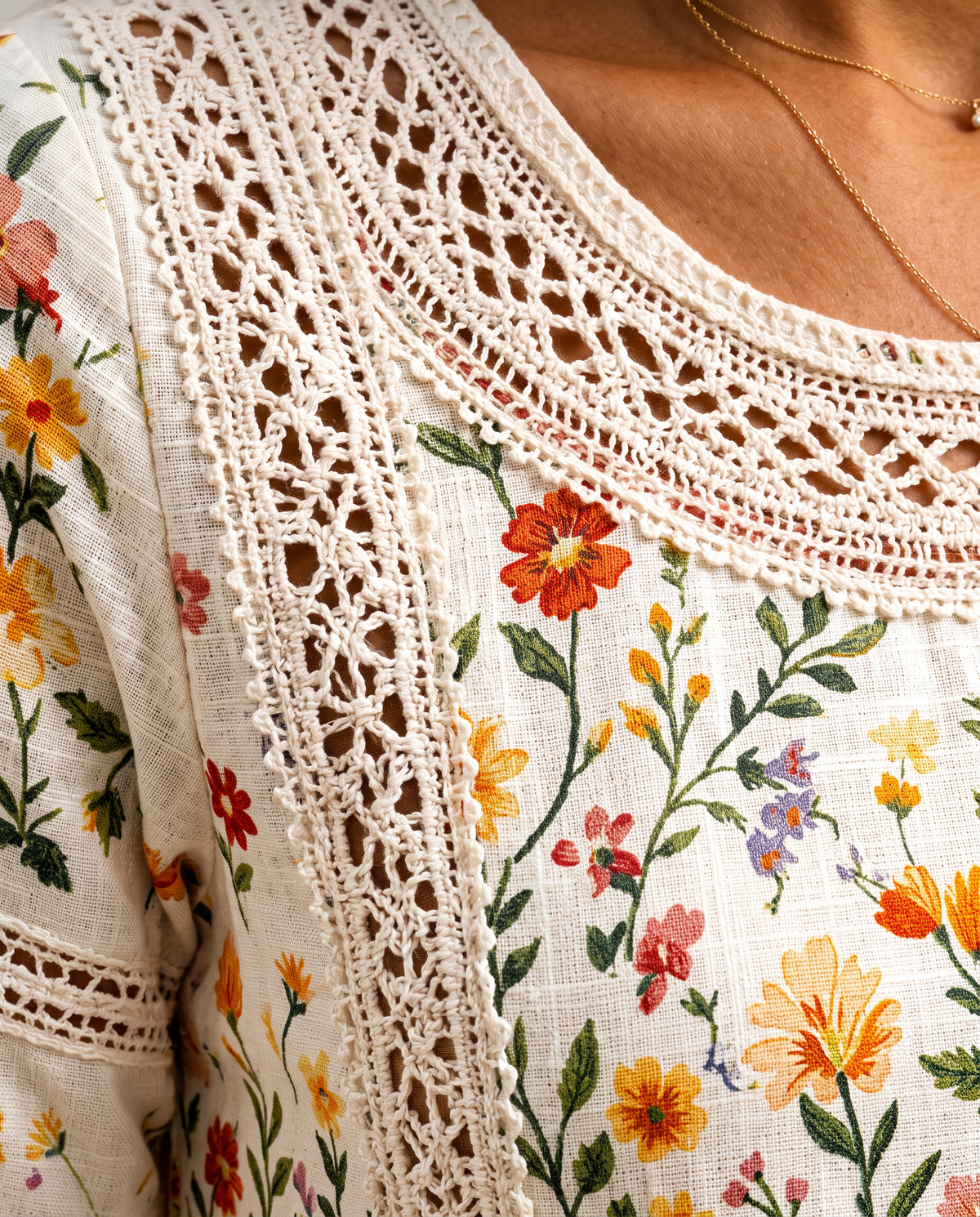 Julia - Abito midi floreale con dettaglio crochet